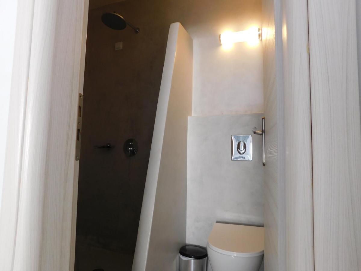 Fira Getaway - Economy Basement Rooms Exterior foto