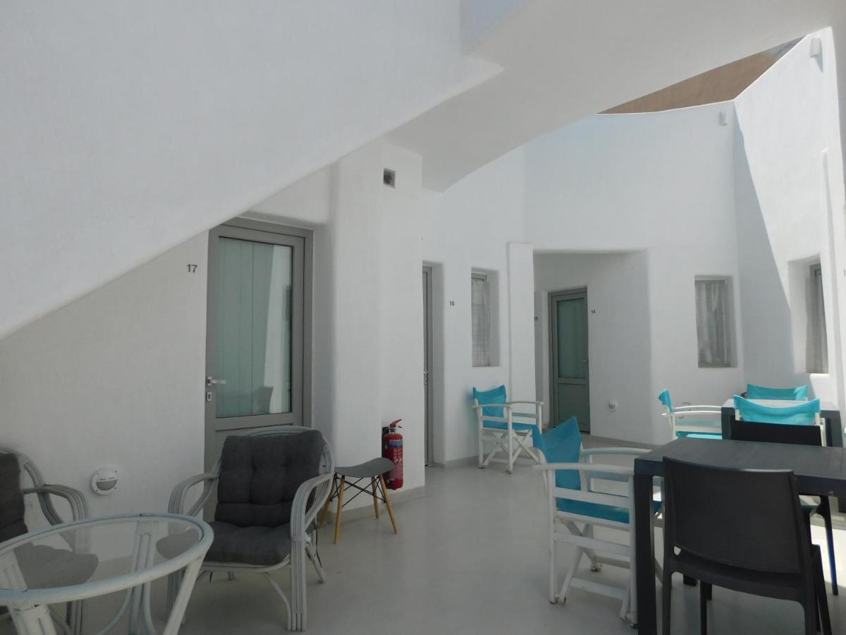 Fira Getaway - Economy Basement Rooms Exterior foto