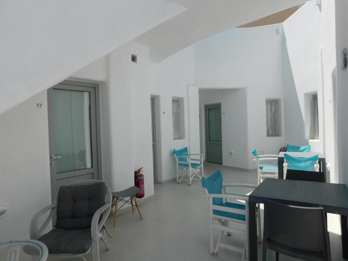 Fira Getaway - Economy Basement Rooms Exterior foto